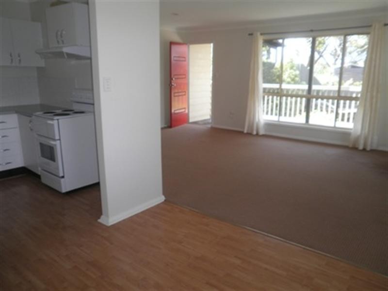 6 Knights Close, Umina Beach NSW 2257