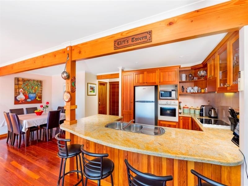 18 The Rampart, Umina Beach NSW 2257