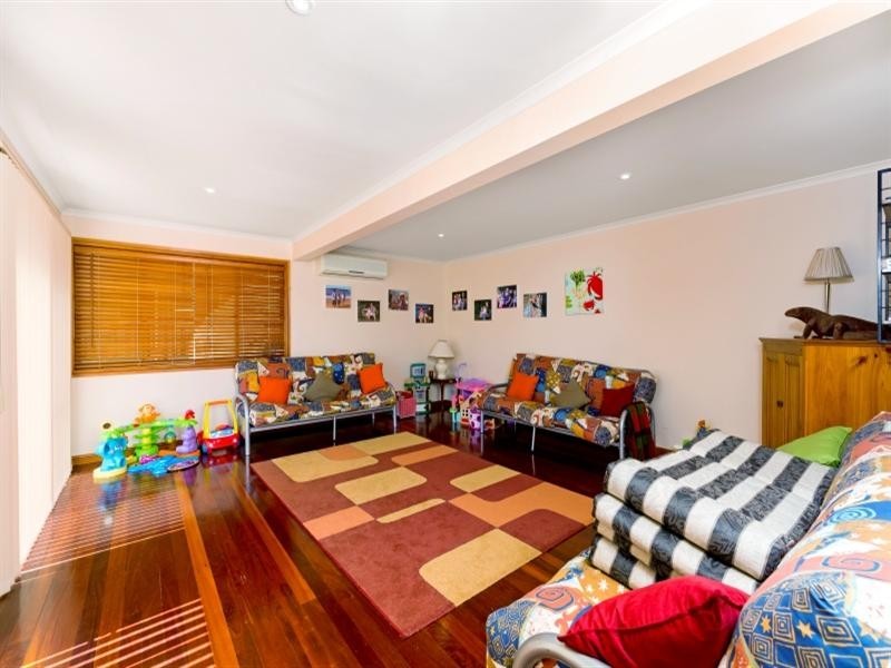 18 The Rampart, Umina Beach NSW 2257