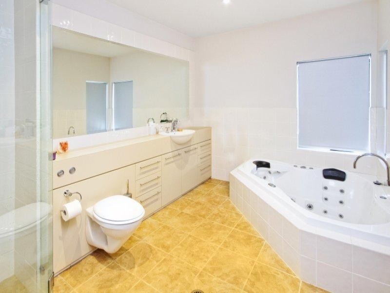 42 Fishermans Parade, Daleys Point NSW 2257