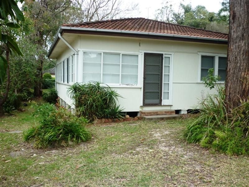 104 Brisbane Avenue, Umina Beach NSW 2257