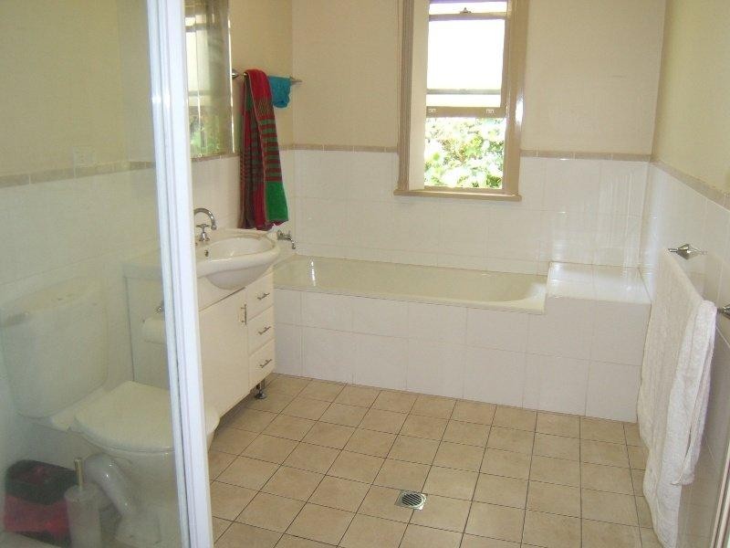 49 Broken Bay Road, Ettalong Beach NSW 2257