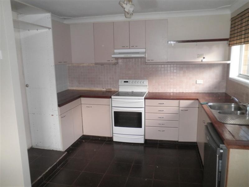 44 Winifred Avenue, Umina Beach NSW 2257