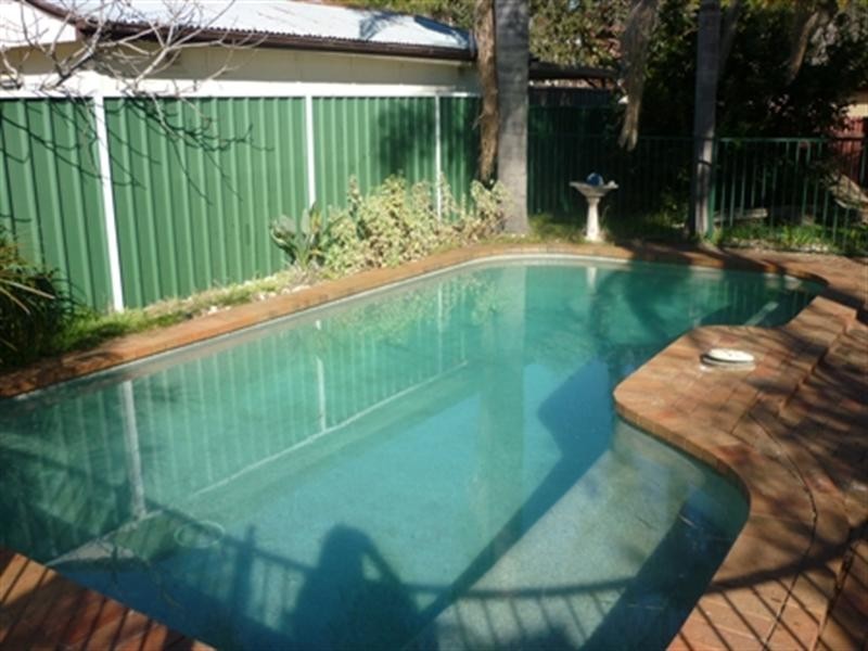 16 Calypta Road, Umina Beach NSW 2257