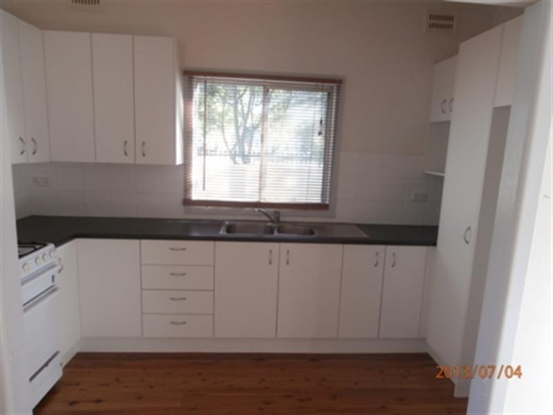 15 Waterloo Avenue, Woy Woy NSW 2256