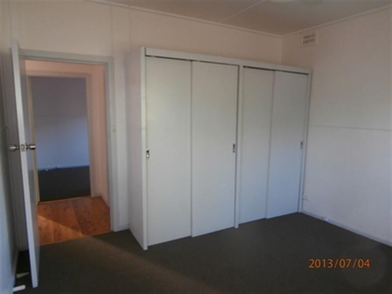 15 Waterloo Avenue, Woy Woy NSW 2256