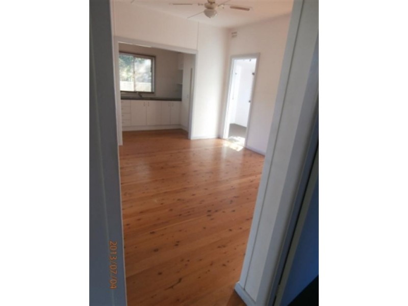 15 Waterloo Avenue, Woy Woy NSW 2256