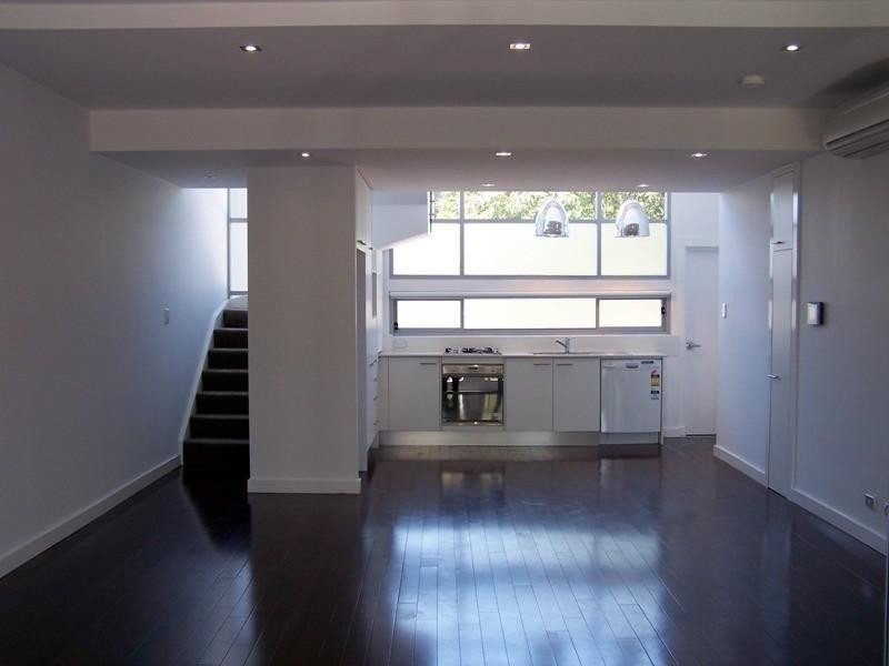 86A Henderson Road, Alexandria NSW 2015