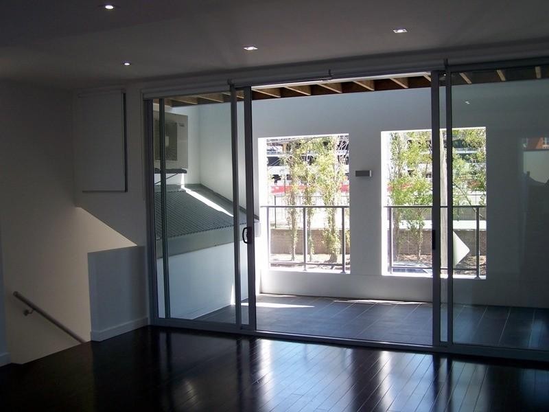 86A Henderson Road, Alexandria NSW 2015