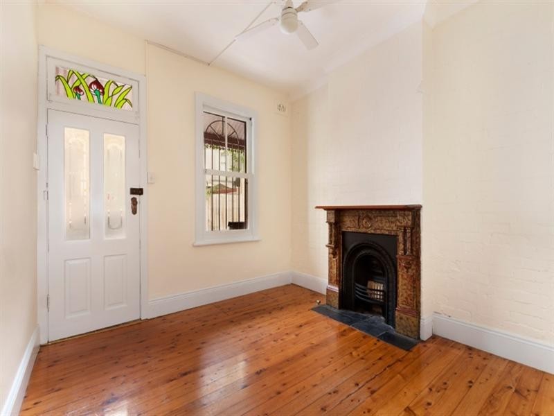 34 Morrissey Road, Erskineville NSW 2043