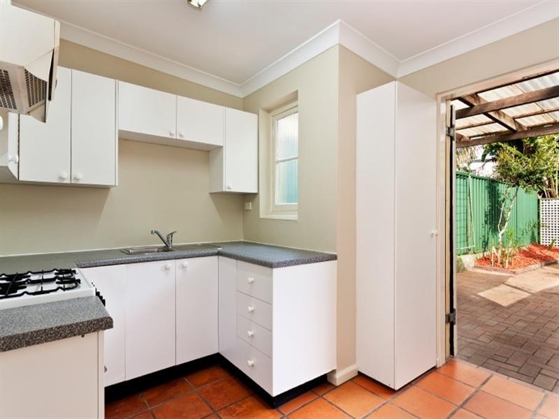 24 Henderson Road, Alexandria NSW 2015