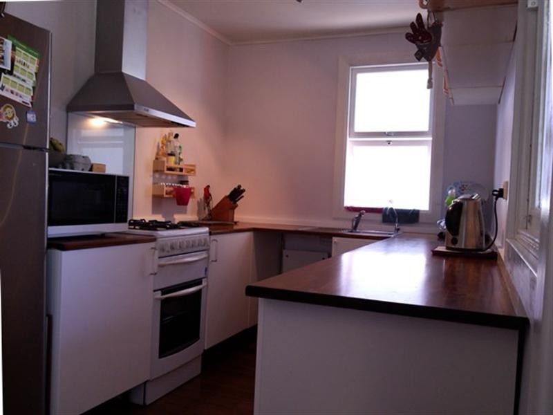 18 Station Street East, Tempe NSW 2044