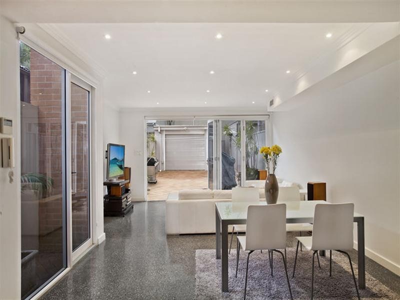 896 Elizabeth Street, Zetland NSW 2017