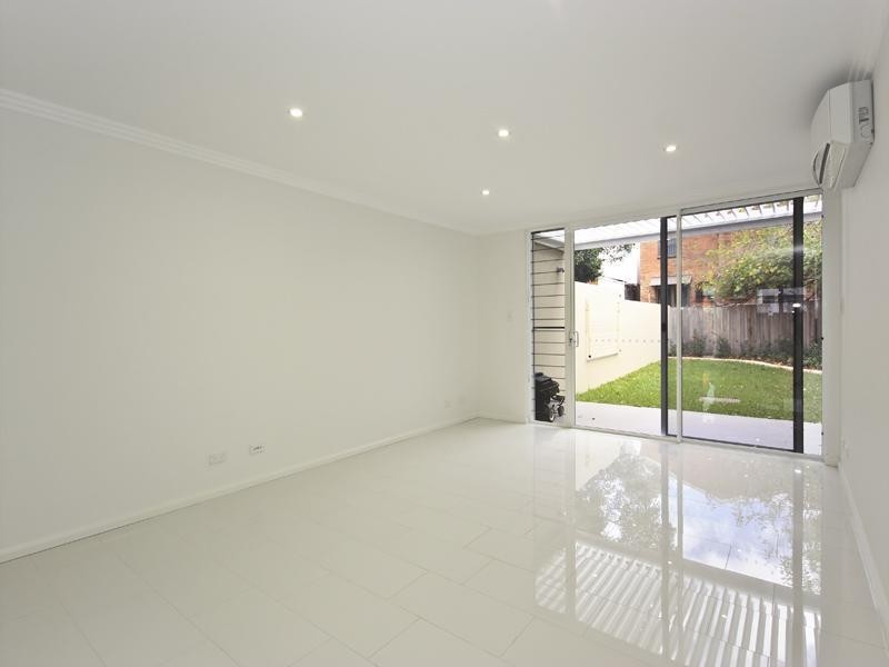 5A Flora Street, Erskineville NSW 2043