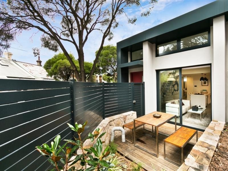 18 Augustus Street, Enmore NSW 2042