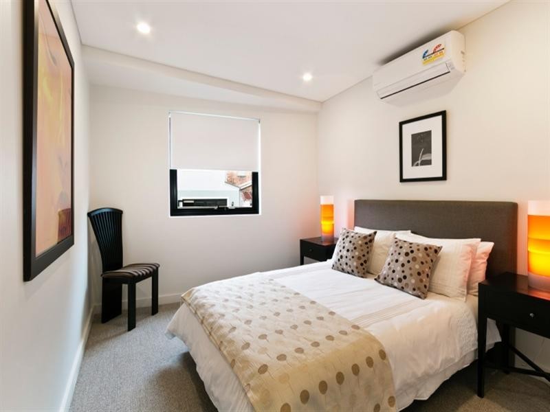 18 Augustus Street, Enmore NSW 2042