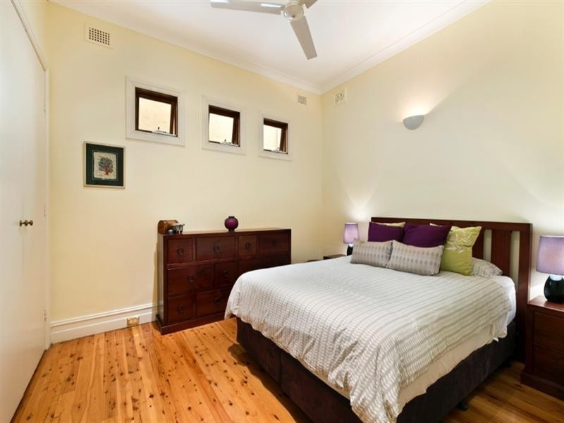 32 Kent Street, Newtown NSW 2042