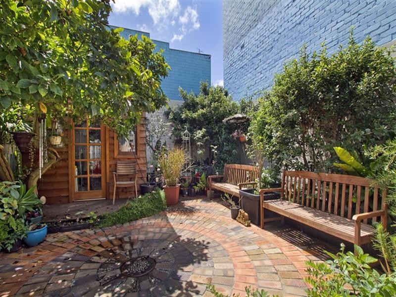 77 Hutchinson Street, St Peters NSW 2044