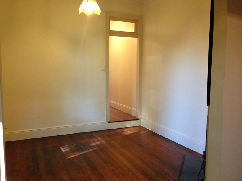 39 Pleasant Avenue, Erskineville NSW 2043