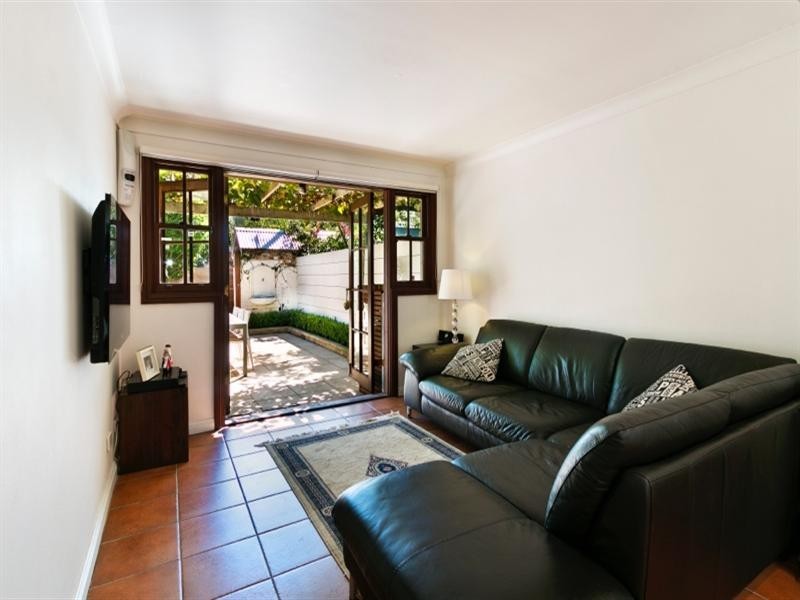 23 Malcolm Street, Erskineville NSW 2043
