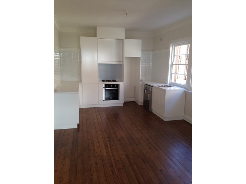 2/9 Glenwood Avenue, Coogee NSW 2034