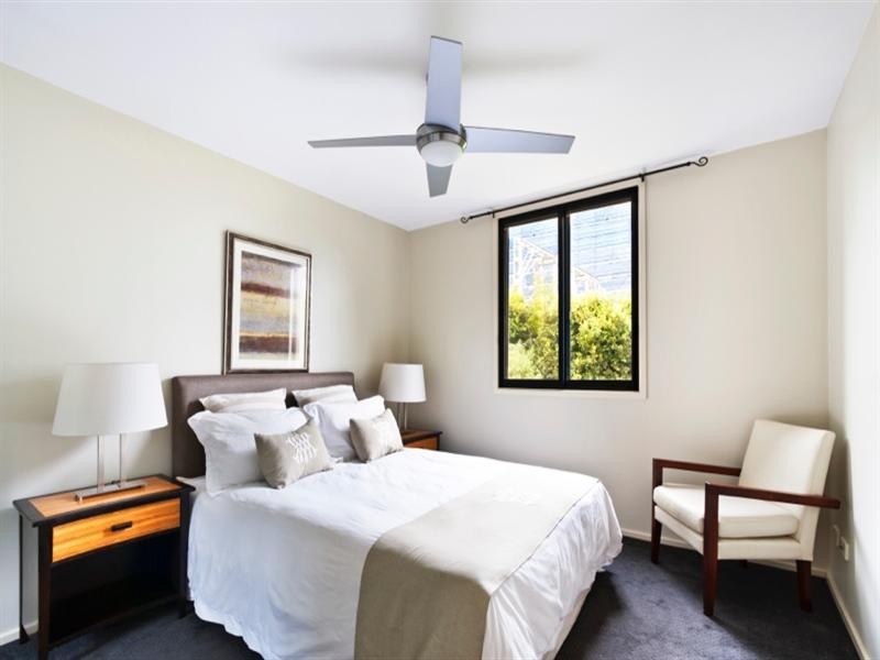 9/198 George Street, Erskineville NSW 2043