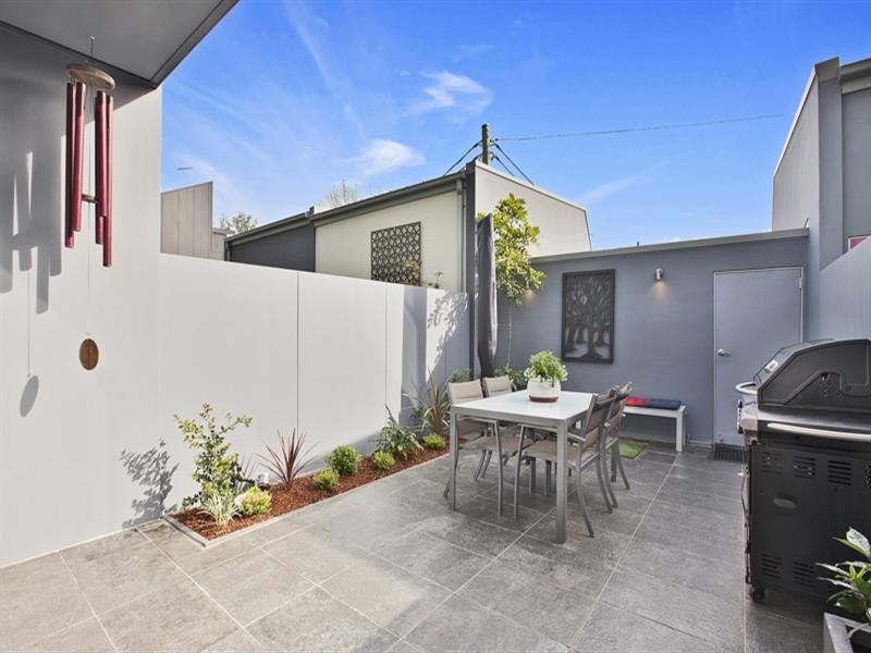 141 Mitchell Road, Alexandria NSW 2015