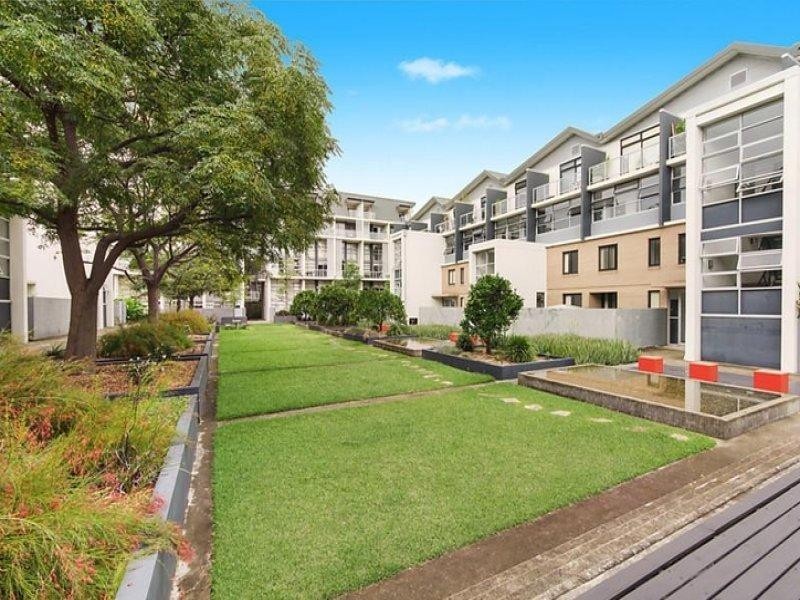 P302/11 Power Avenue, Alexandria NSW 2015