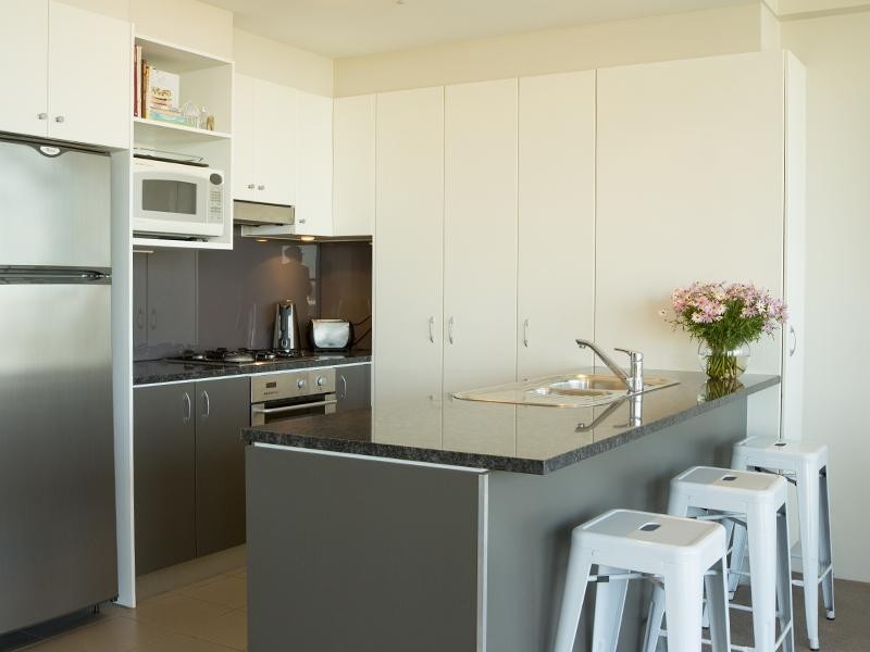 1404/221-229 Sydney Park Road, Erskineville NSW 2043