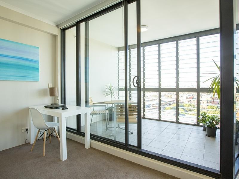 1404/221-229 Sydney Park Road, Erskineville NSW 2043