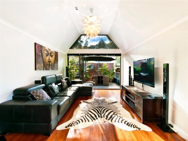 204 Wilson Street, Newtown NSW 2042