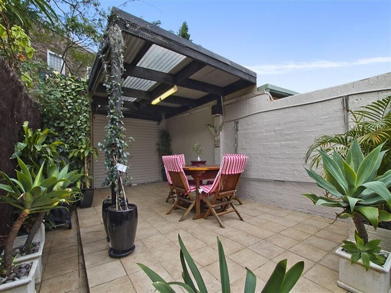 43 Lackey Street, St Peters NSW 2044