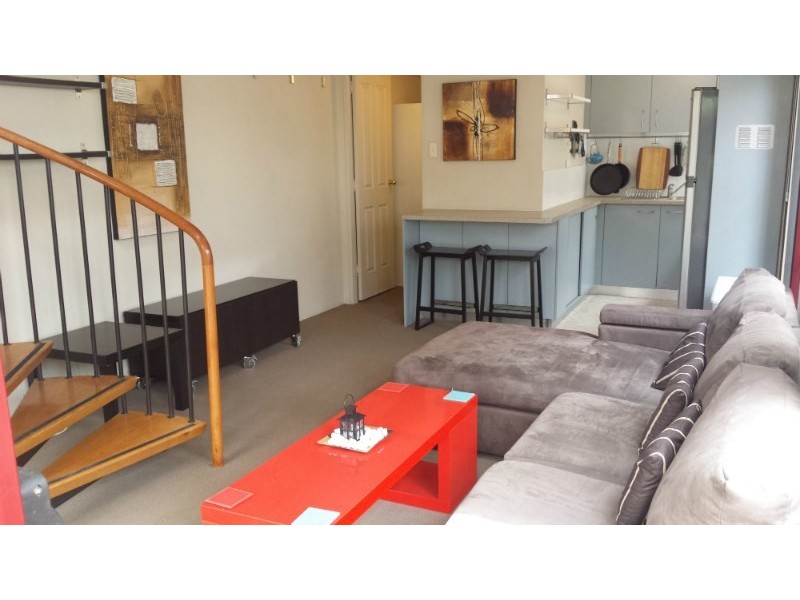 25A Campbell Street, St Peters NSW 2044