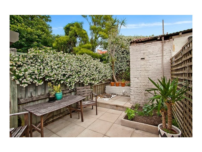 8 Douglas Street, Redfern NSW 2016