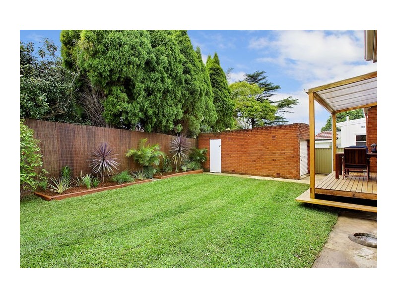 52 Arthur Street, Rodd Point NSW 2046