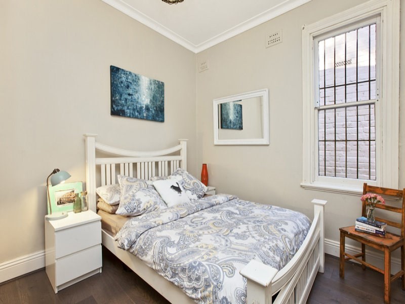 2A Yaralla Street, Newtown NSW 2042