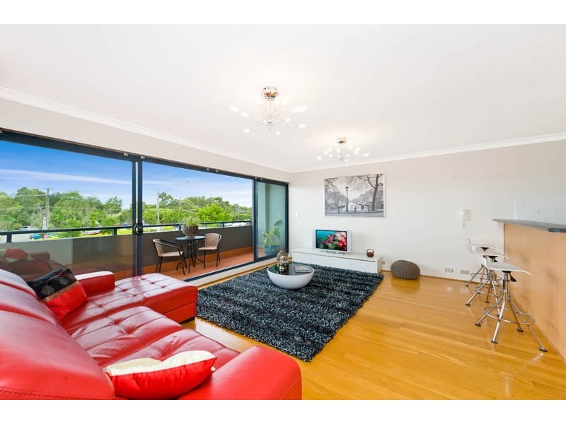H102/1-5 Princes Highway, St Peters NSW 2044