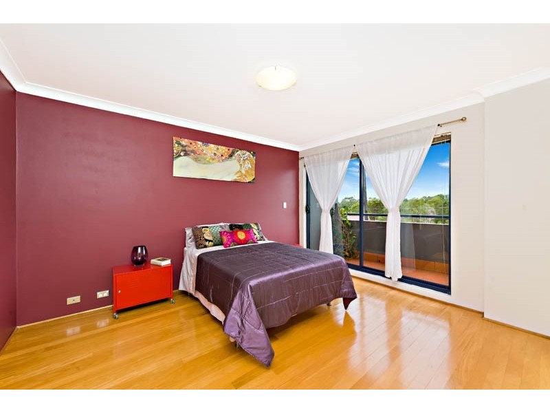H102/1-5 Princes Highway, St Peters NSW 2044