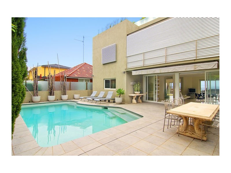 9 Ron Filbee Place, South Coogee NSW 2034