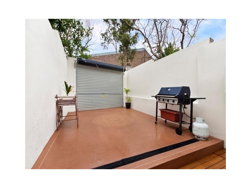 51 Lackey Street, St Peters NSW 2044