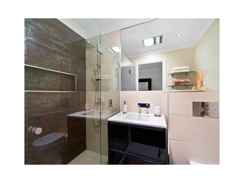 51 Lackey Street, St Peters NSW 2044