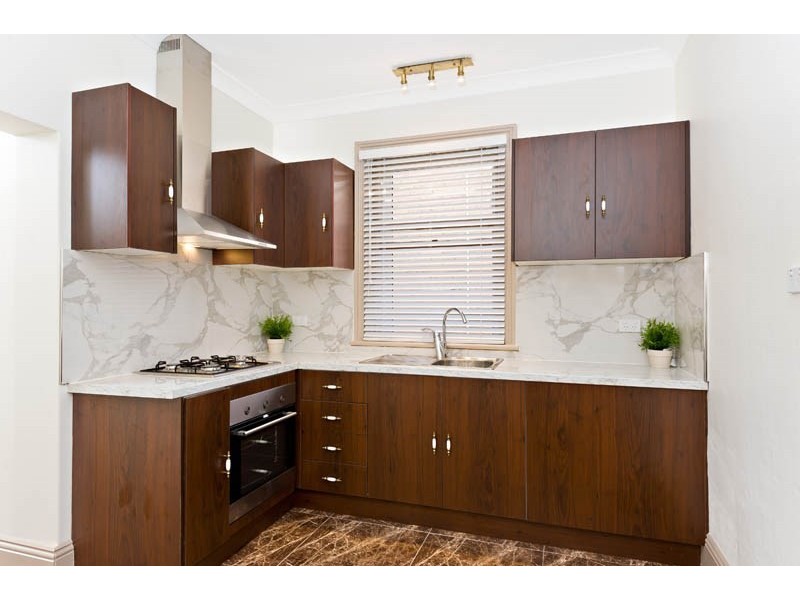 16 Terry Street, Tempe NSW 2044