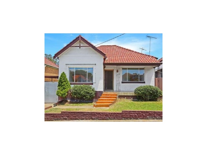 6 Bourne Street, Marrickville NSW 2204