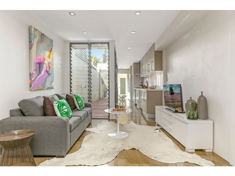 13 Victoria Street, Erskineville NSW 2043