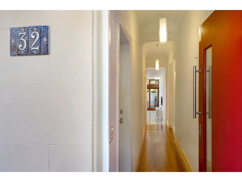 32 John Street, Newtown NSW 2042