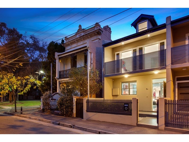 5A Flora Street, Erskineville NSW 2043