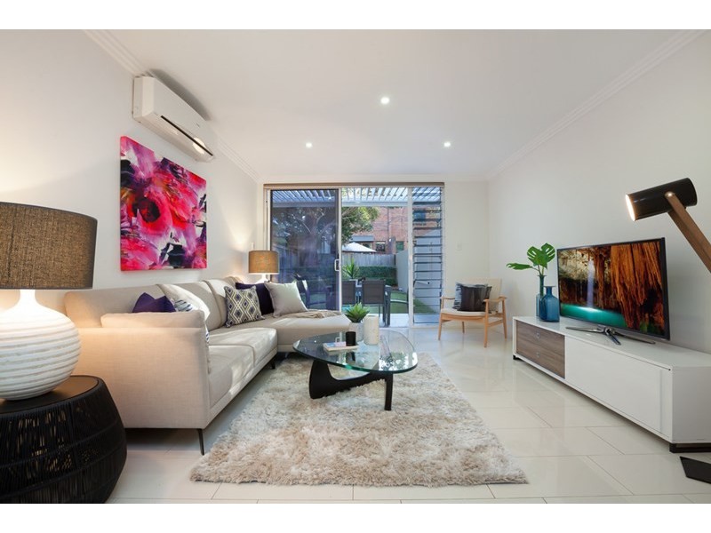 5A Flora Street, Erskineville NSW 2043