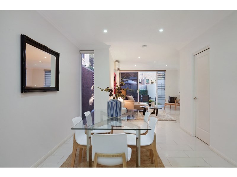 5A Flora Street, Erskineville NSW 2043