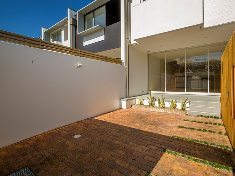 8 Metters Street, Erskineville NSW 2043