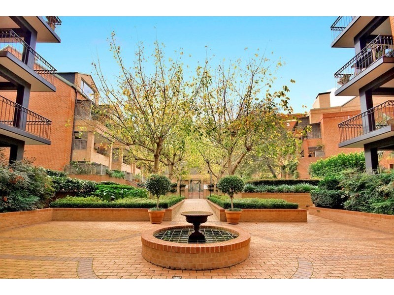 2/127 Albion Street, Surry Hills NSW 2010